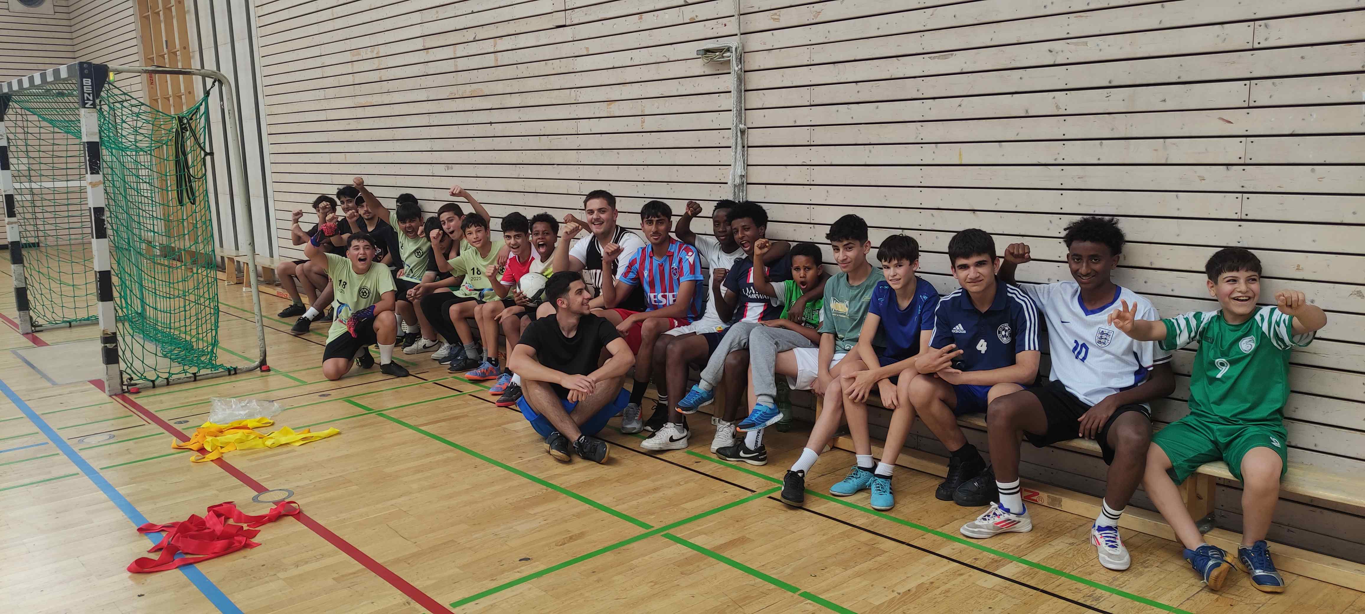 Starkes Kirchheim fördert Fußball-AG Bild