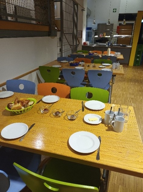 Schulfrühstück - Helfer/innen gesucht!  Bild